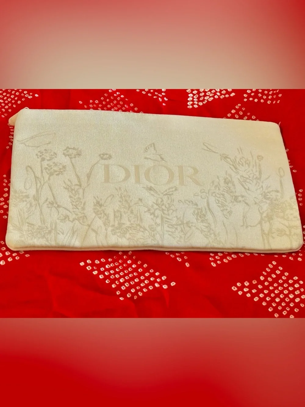 Dior Cream Embossed Floral Envelope Trousseau Bag - Picture 10 of 10